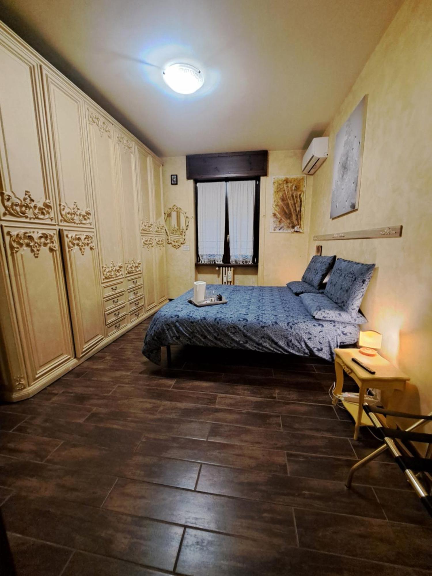 Bed & Breakfast A San Siro 75 ミラノ エクステリア 写真