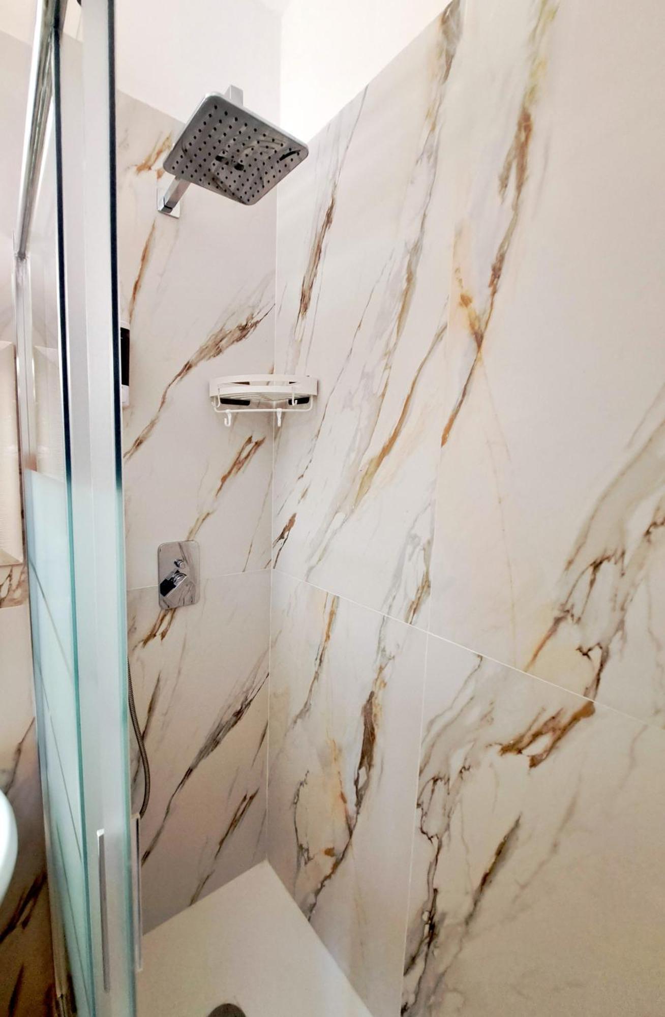 Bed & Breakfast A San Siro 75 ミラノ エクステリア 写真