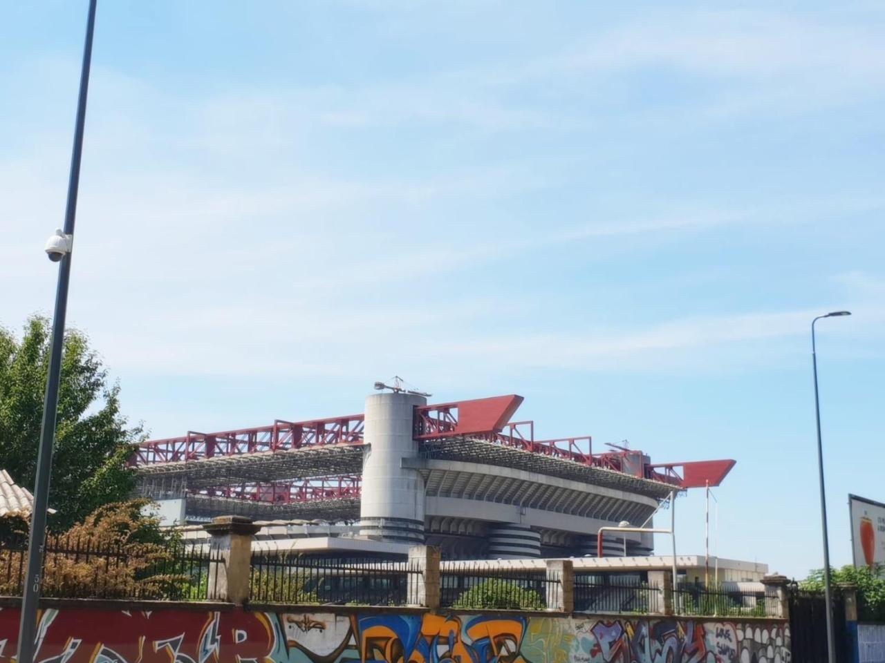 Bed & Breakfast A San Siro 75 ミラノ エクステリア 写真