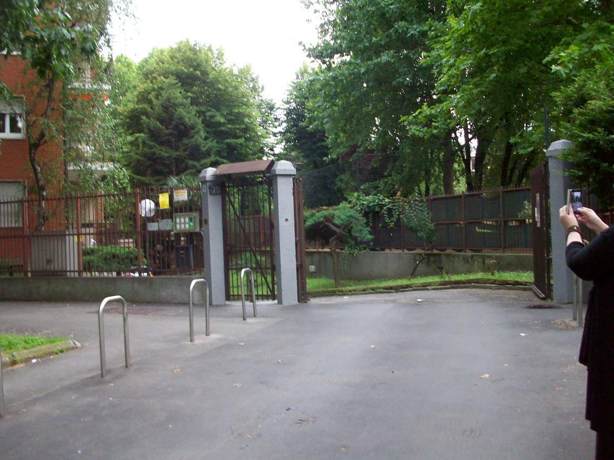 Bed & Breakfast A San Siro 75 ミラノ エクステリア 写真