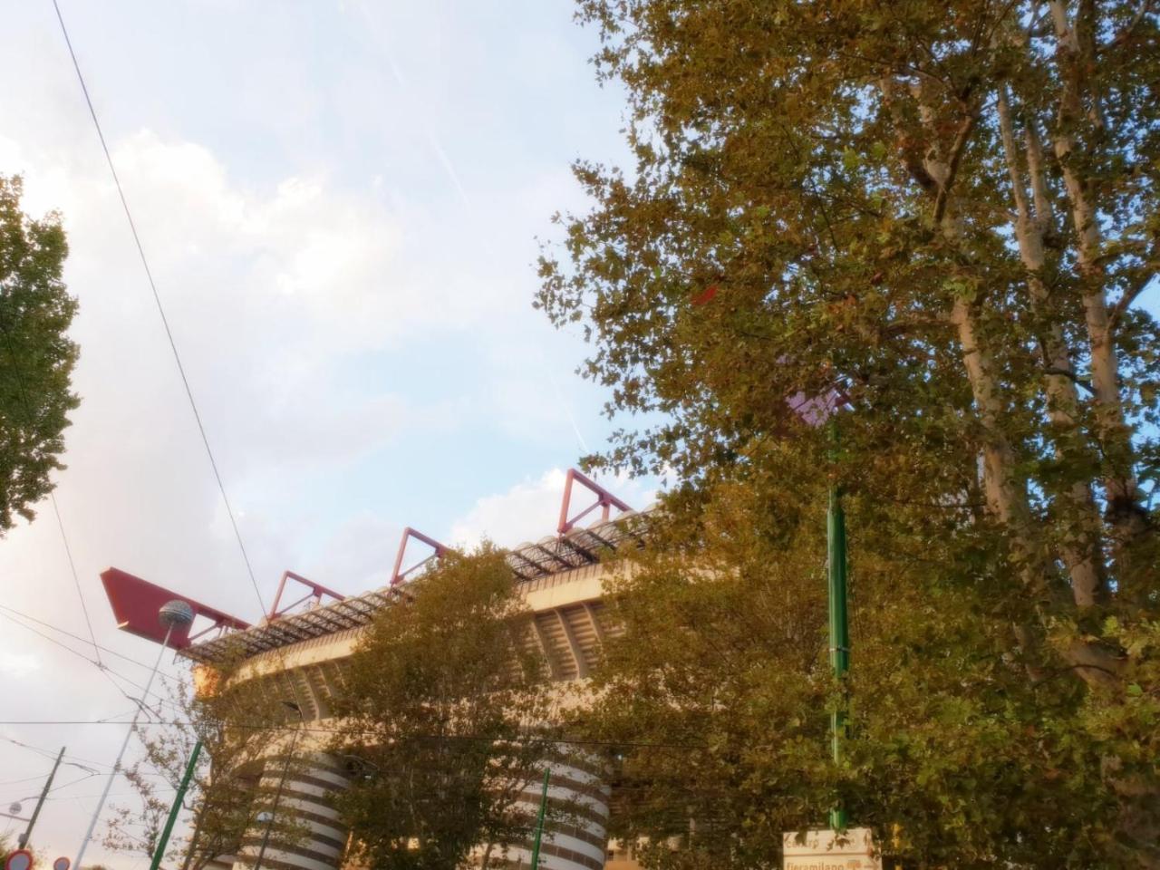 Bed & Breakfast A San Siro 75 ミラノ エクステリア 写真